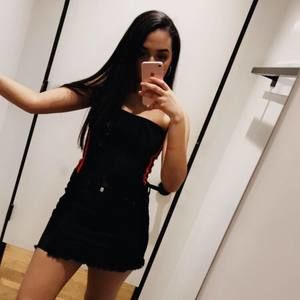 Meet your Posher, Ariana